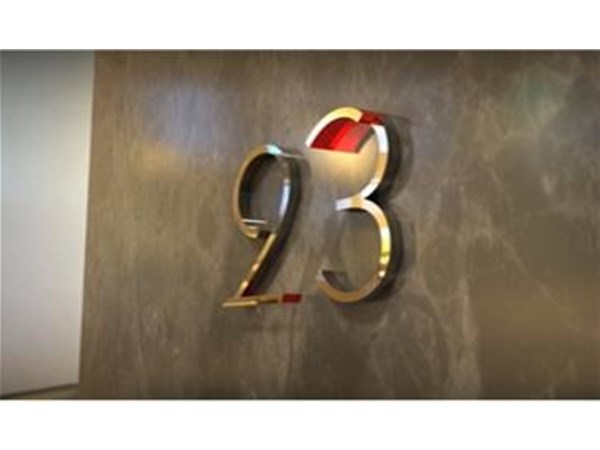 招牌制作成發(fā)光字好還是不發(fā)光的字好呢